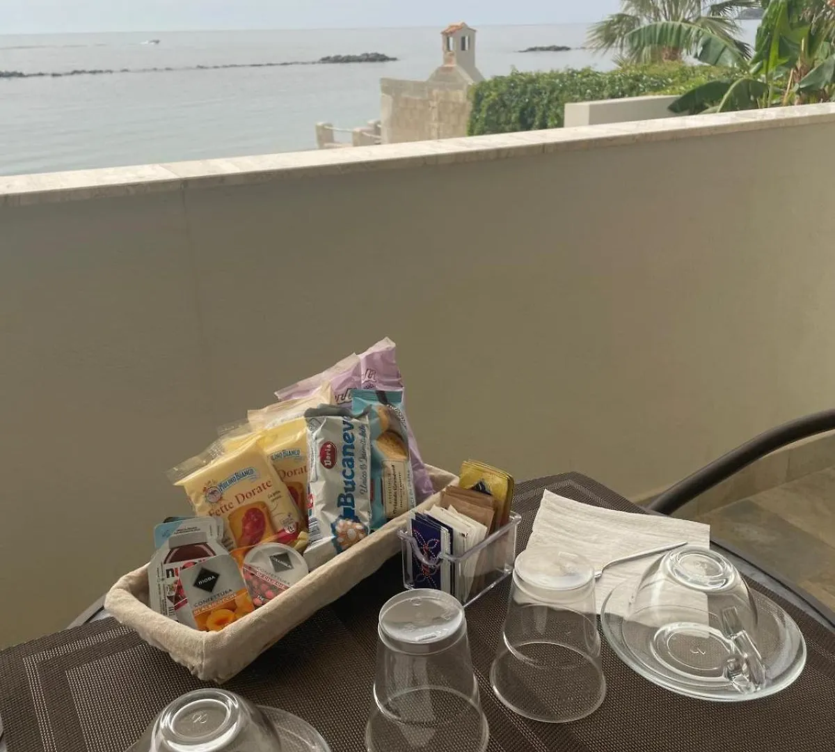Bed & Breakfast Profumo Di Mare B&B Porto Columbu - Perd'E Sali Italien